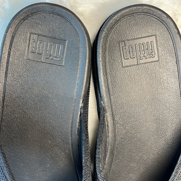 FITFLOP Surfa Thong Sandal Black Wide Strap Wedge Comfort AB3-001 Cushion 8 - Picture 11 of 16